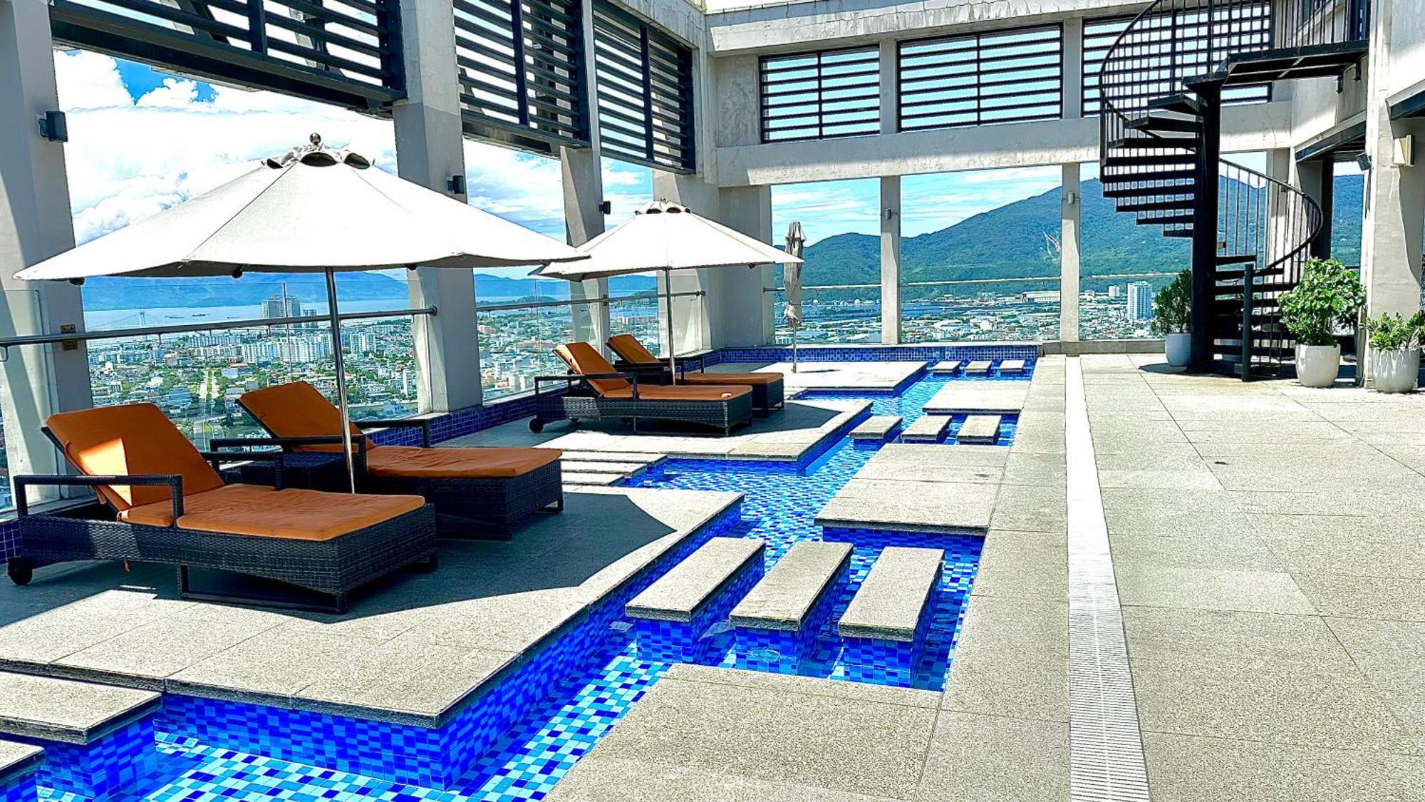 Da Nang Ocean View Luxury Apartment Zewnętrze zdjęcie